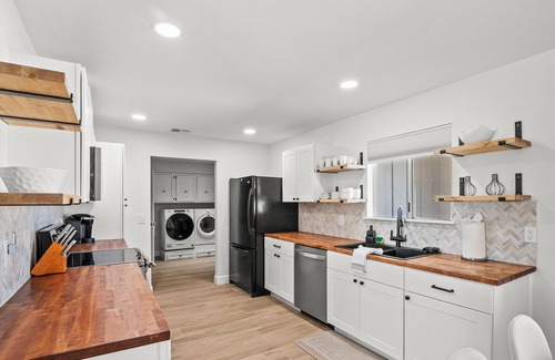 Lake Havasu City Casa | Charming 3-bedroom desert oasis with a pool!