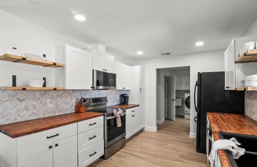 Lake Havasu City Casa | Charming 3-bedroom desert oasis with a pool!