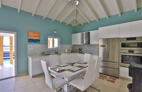 Lowlands Villa | Charming 3-bed Villa in Maho