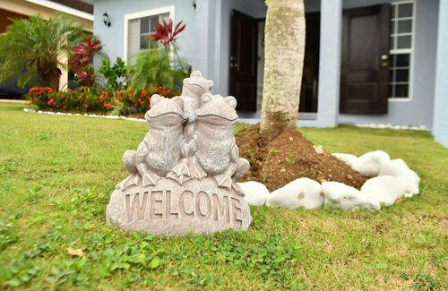 Boscobel Casa | Charming 3-bedroom house with AC and WiFi in welcoming St. Mary Parish