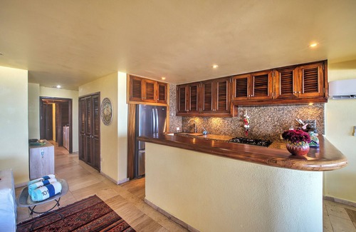 Zona sur Condominio | Charming 3-bedroom condo in lovely Puerto Vallarta with Beach Access