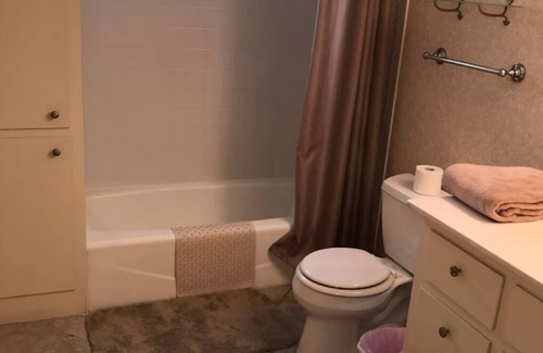 Del Mar Cabaña | Charming 3-bedroom cottage in terrific Corpus Christi with WiFi