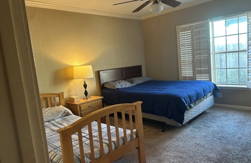 Del Mar Cabaña | Charming 3-bedroom cottage in terrific Corpus Christi with WiFi