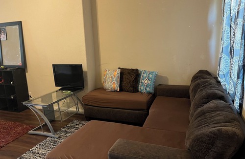 Universal City Casa | Charming 3-bedroom house with WiFi and AC on Northeast Side