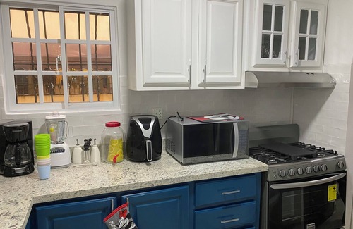 Ensanche Quisqueya Apartamento | Charming 3-bedroom apartment with AC and WiFi in Santo Domingo
