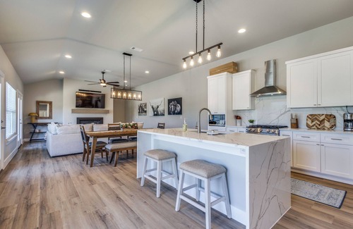 Hickory Creek Casa | Charming 3-bedroom home in Hickory Creek