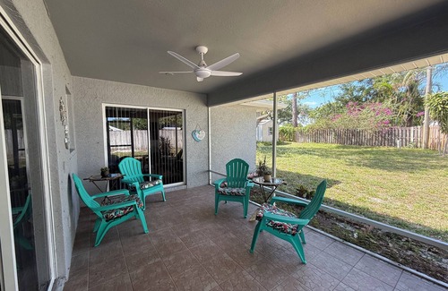 Port Saint Lucie Casa | Charming 3-bedroom house with AC, WiFi in welcoming Port St. Lucie
