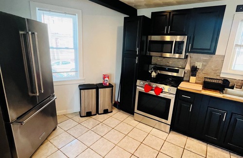 Silver Lake Casa | Charming 3-bedroom, 2-story home in fabulous Providence. Yin/Yang Harmony Home