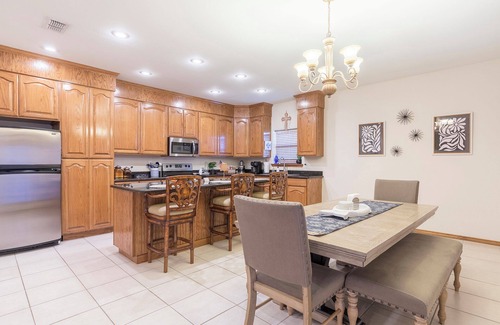 Arroyo City Casa | Amazing 3-bedroom 3- bathroom house with AC in Arroyo City on the water