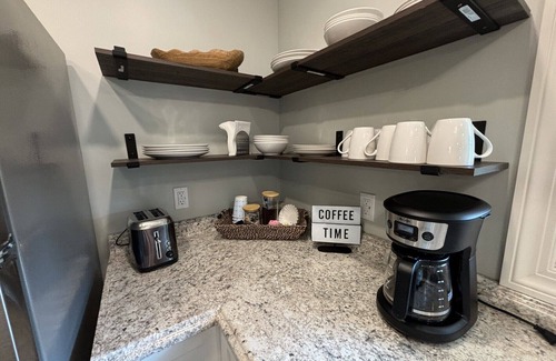 Farrandsville Cabaña | Charming 3-bedroom cottage centrally located in Lock Haven, Pennsylvania