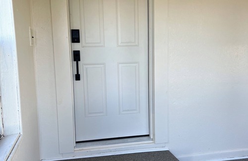 Wilmington Casa | Charming 3-bedroom country house with AC and WiFi near Wilmington