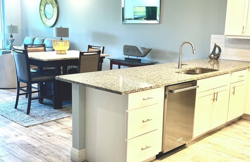 Osprey Village Condominio | Charming 3-bedroom condo with WiFi, AC in tranquil Osprey