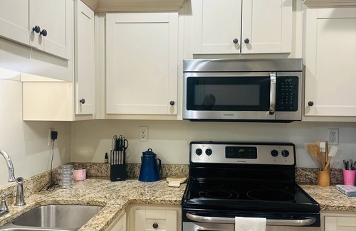 Oxford Condominio | Charming 3-bedroom condo in Oxford!