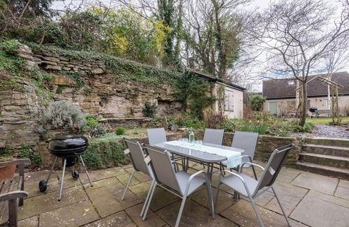 Chepstow Cabaña | Charming 3-bedroom cottage in historic Chepstow