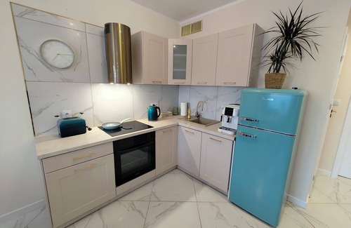 Chrzanow Cabaña | Charming 3-bedroom cottage in Chrzanów with AC, hot tube, heated pool and sauna