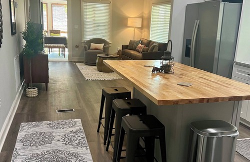 Central Cabaña | Charming 3-bedroom cottage in Central—minutes away from Clemson and SWU!