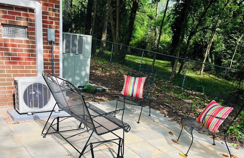 Central Cabaña | Charming 3-bedroom cottage in Central—minutes away from Clemson and SWU!