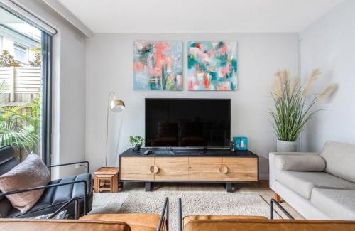 Glen Iris Casa | Charming 3-Bedroom Escape in Glen Iris