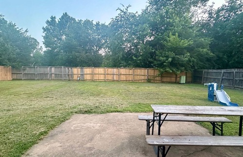 Tulsa Casa | Charming 3-bedroom family house with AC and WiFi in Tulsa