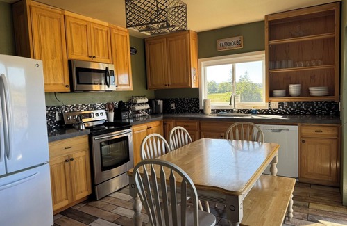 Astoria Casa | Charming 3-bedroom farmhouse in Astoria