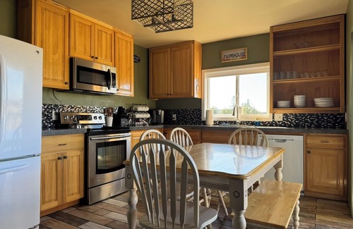 Astoria Casa | Charming 3-bedroom farmhouse in Astoria