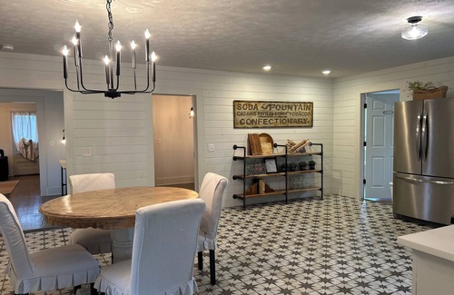 Apison Casa | Charming 3-bedroom farmhouse in tranquil Apison, near Chattanooga