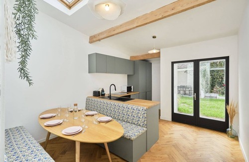La Madeleine Casa | Charming 3-bedroom house with garden.