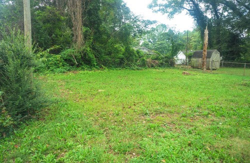 Greensboro Casa | Charming 3-Bedroom Greensboro Retreat Fully Furnished & Pet-Friendly