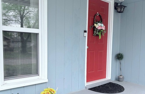 Marshfield Casa | Charming 3-bedroom house near downtown Marshfield
