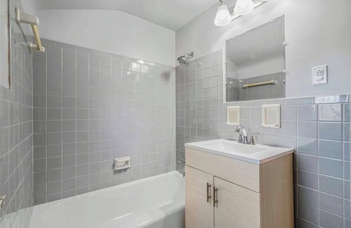 Option Casa | Charming 3-bedroom house with WiFi, AC in superb Pittsburgh