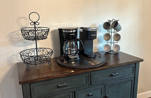 Plant City Casa | Charming 3-bedroom house in Plant City with WiFi and AC