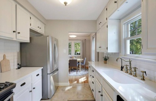 Como Casa | Charming 3-bedroom Home in the beautiful Como Neighborhood
