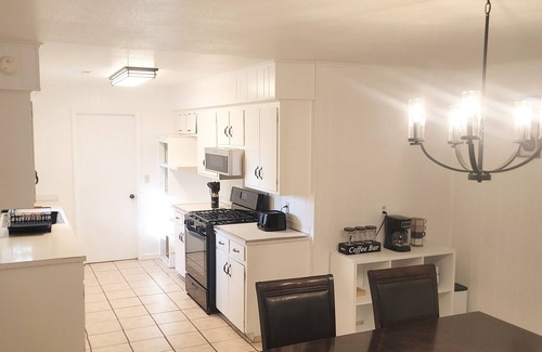 Springdale Casa | Charming 3-bedroom house in amazing Springdale