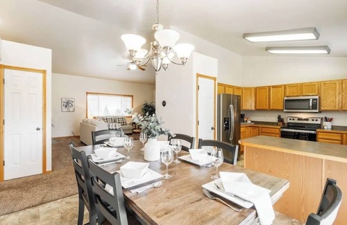 Twin Falls Casa | Charming 3-bedroom house in Twin Falls with King beds, BBQ grill
