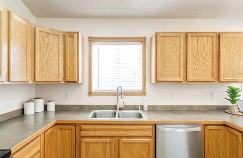 Twin Falls Casa | Charming 3-bedroom house in Twin Falls with King beds, BBQ grill