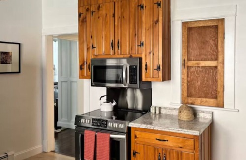 Waynesboro Casa | Charming 3-bedroom house, breweries! hiking! wineries! scenic routes! Fishing!