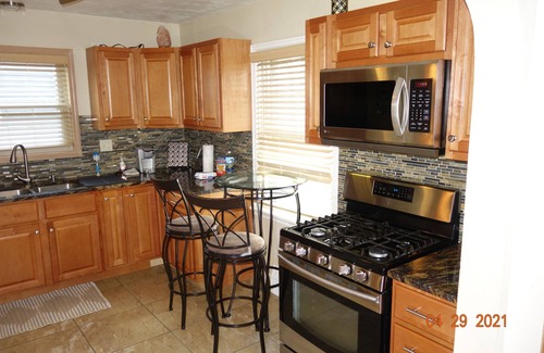 Milwaukee Casa | Charming 3-bedroom house in lovely Milwaukee near DT and Hospitals