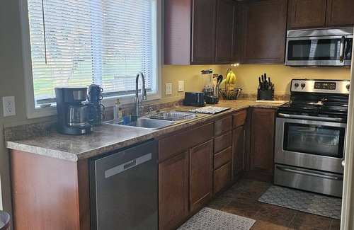Urbandale Casa | Charming 3-bedroom house in awesome Urbandale!