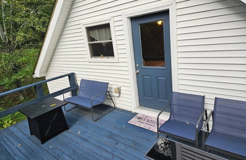 Clarkson Casa | Charming 3-bedroom house with WiFi and AC at welcoming Nolin Lake