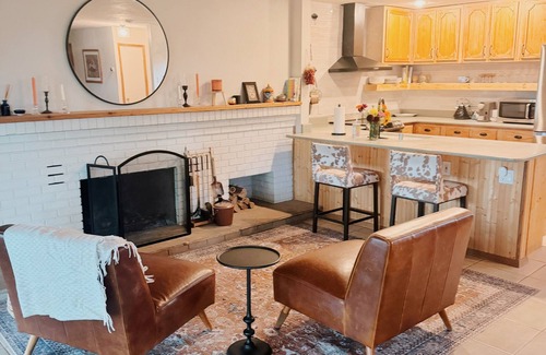 Corrales Casa | Charming 3-bedroom house with King Suite in Corrales