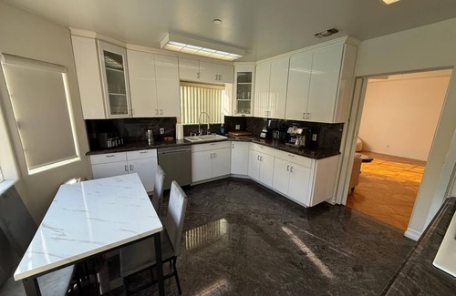 El Miradero Casa | Charming 3-bedroom house with WiFi, AC in wonderful Glendale