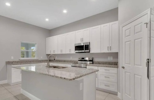 Port Malabar Casa | Charming 3-bedroom house in Palm Bay with AC, WiFi