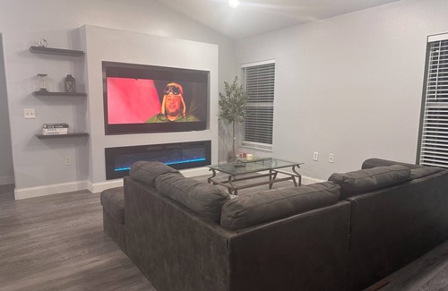 Port Malabar Casa | Charming 3-bedroom house with AC, WiFi in marvelous Palm Bay
