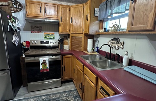 Everett Casa | Charming 3-bedroom house in small town of Everett PA