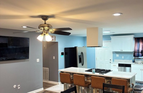 Memphis Casa | Charming 3-bedroom house with WiFi and AC in the fabulous Memphis.