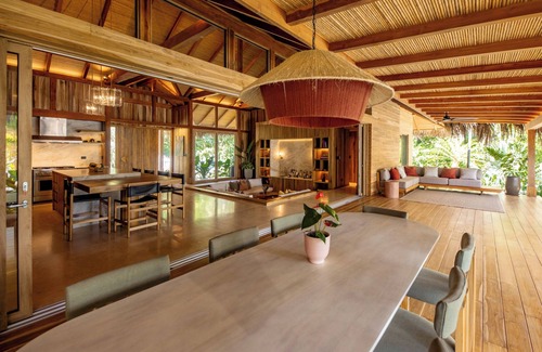Garza Casa | Charming 3-bedroom house, Beachfront, Nosara