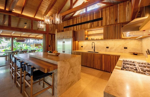 Garza Casa | Charming 3-bedroom house, Beachfront, Nosara
