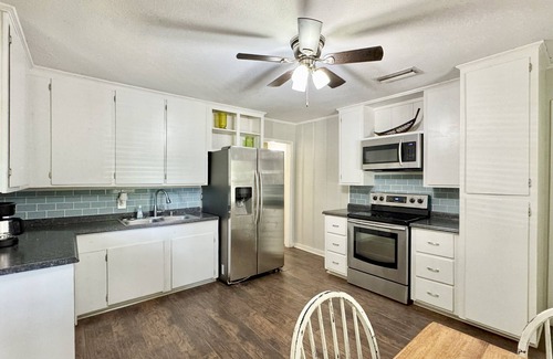 Kilgore Casa | Charming 3-bedroom house on quiet street in delightful Kilgore