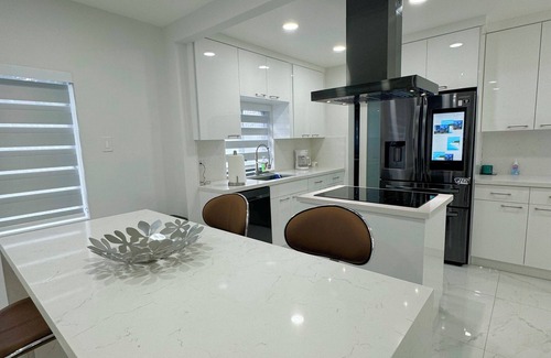 Coral Terrace Casa | Charming 3-bedroom house in marvelous Miami with AC, WiFi