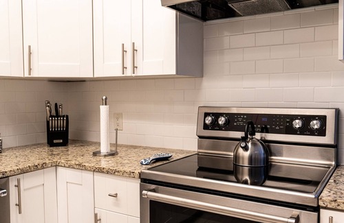 Overtown Casa | Charming 3-bedroom house in Miami with AC, WiFi, Living room, Patio Dinning Area
